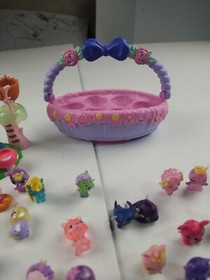 Hatchimals Lot of Assorted Collectables Figures Toys Play Accessories Glitter