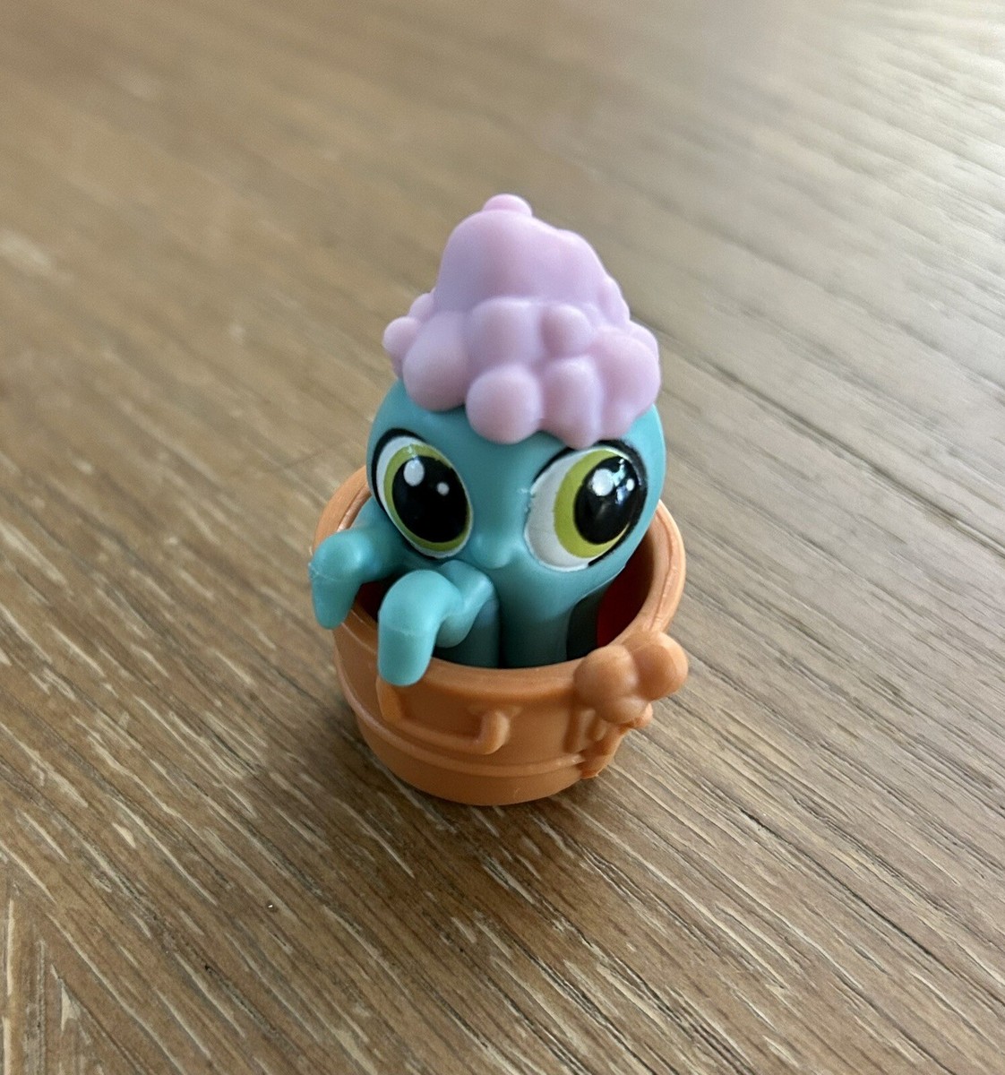 ブライス☆LPSコラボ Littlest Pet Shop LPS Authentic Blind Mini Bag Blue Octopus #3726