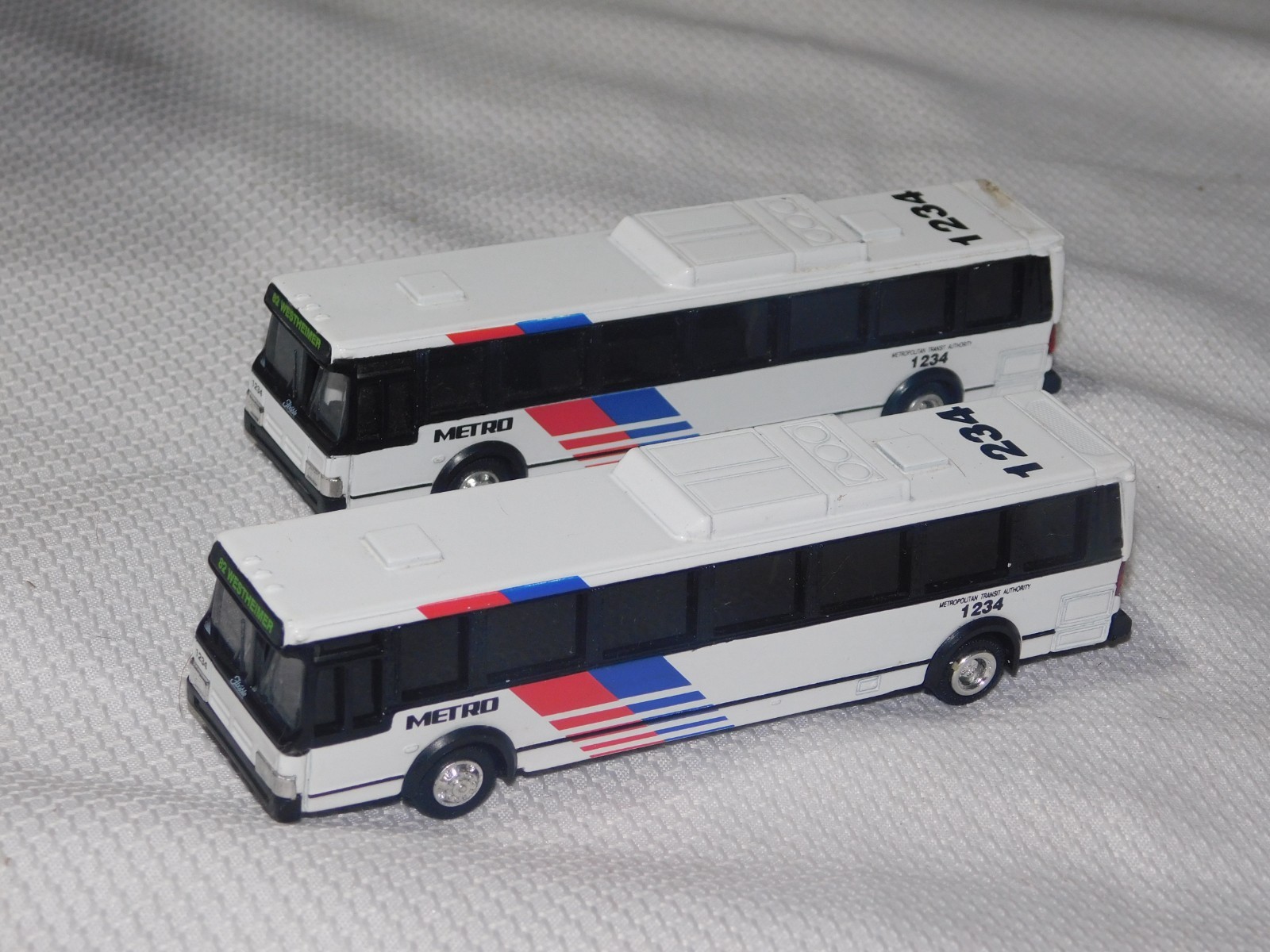Rare! Road Champs Flxible bus Metro/Houston, Texas 1/87 Scale-HO Scale SET 2