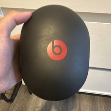 Beats by Dr. Dre Hard Shell Zipper Headset Case for Headphones Black/Red