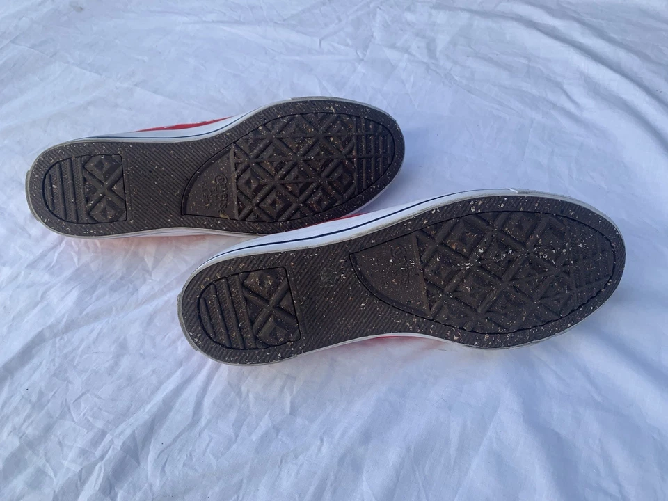 Men's Chuck Taylor Custom Low Top Red  10 Wide Comfort Insole - Image 3 of 4