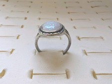 Vintage-Style Iridescent Opal Effect Ring – Boho Fashion Jewellery