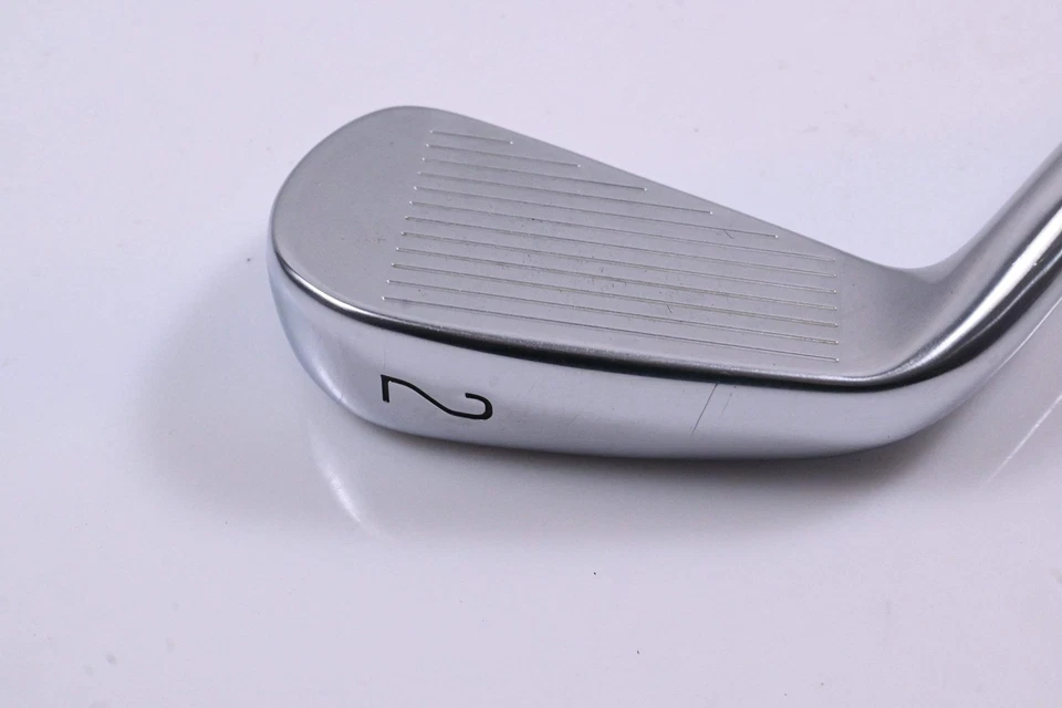 Titleist T200 2023 Utility #2 Iron / 17 Degree / X-Flex HZRDUS Black 90 Shaft - Image 3 of 4