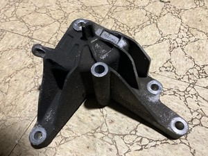 GM 13341629 Rear Transmission Mount Bracket fits 2011-2019 Chevy 2.4L 2.5 Malibu