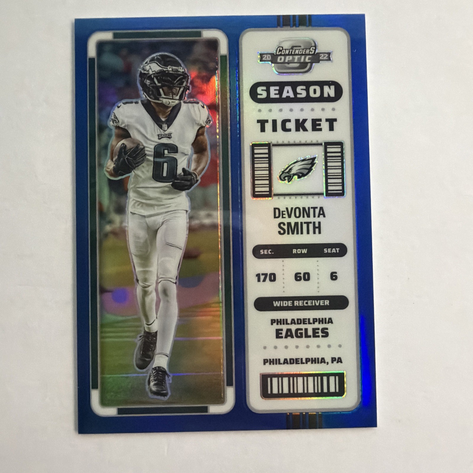 2022 Panini Contenders Optic - Season Ticket Devonta Smith #25 Blue Prizm 37/99