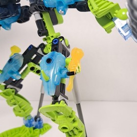 LEGO Bionicle NOCTURN 8935 Barraki 2007 Mahri Nui Loose Complete Box and Manual