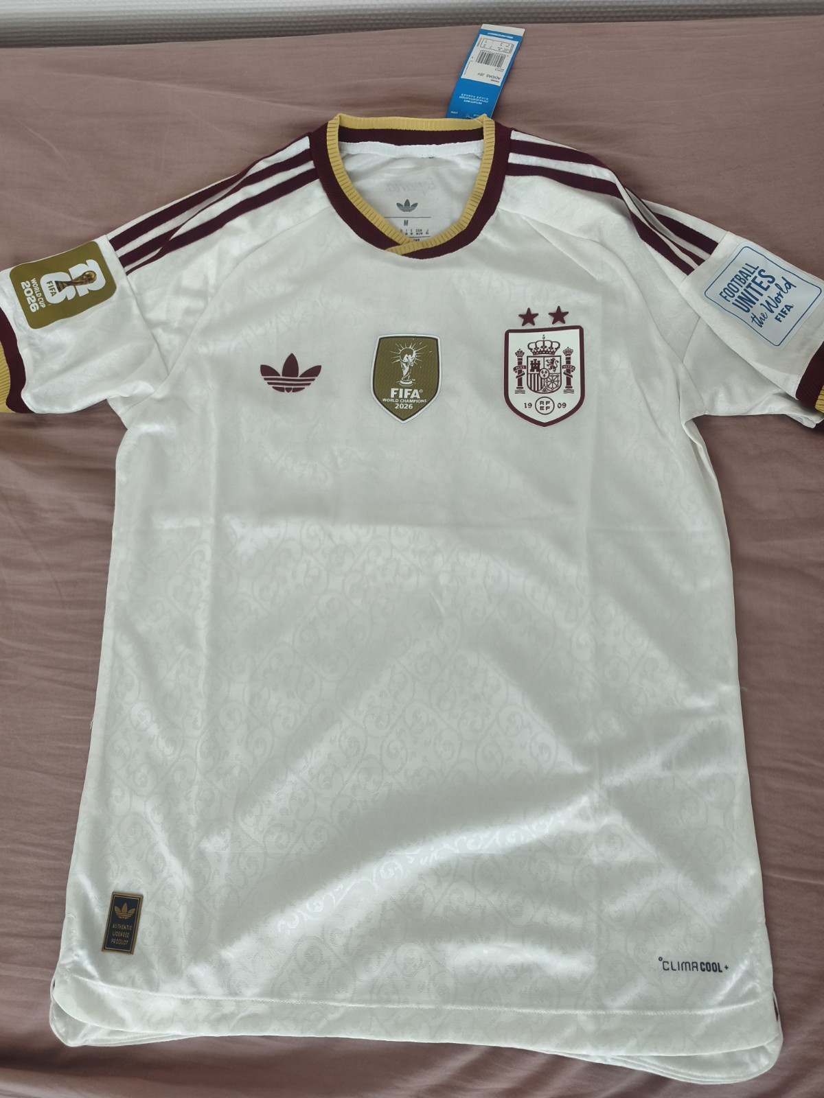 adidas Maillot Espagne 2 Étoiles Extérieur  2025-2026 Taille M Manches courtes 2