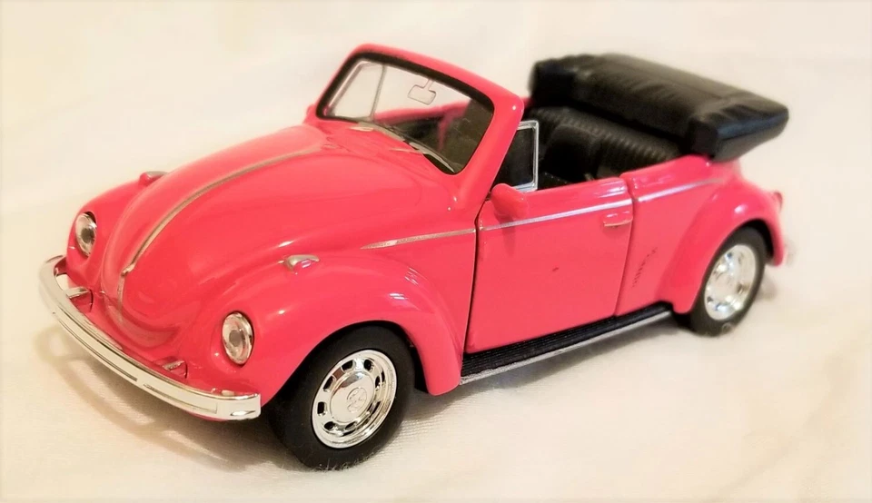 Welly - Modèle Réduit 1:38 Volkswagen Beetle Cabriolet Rose (BBWE42344DP) - Photo 1/1