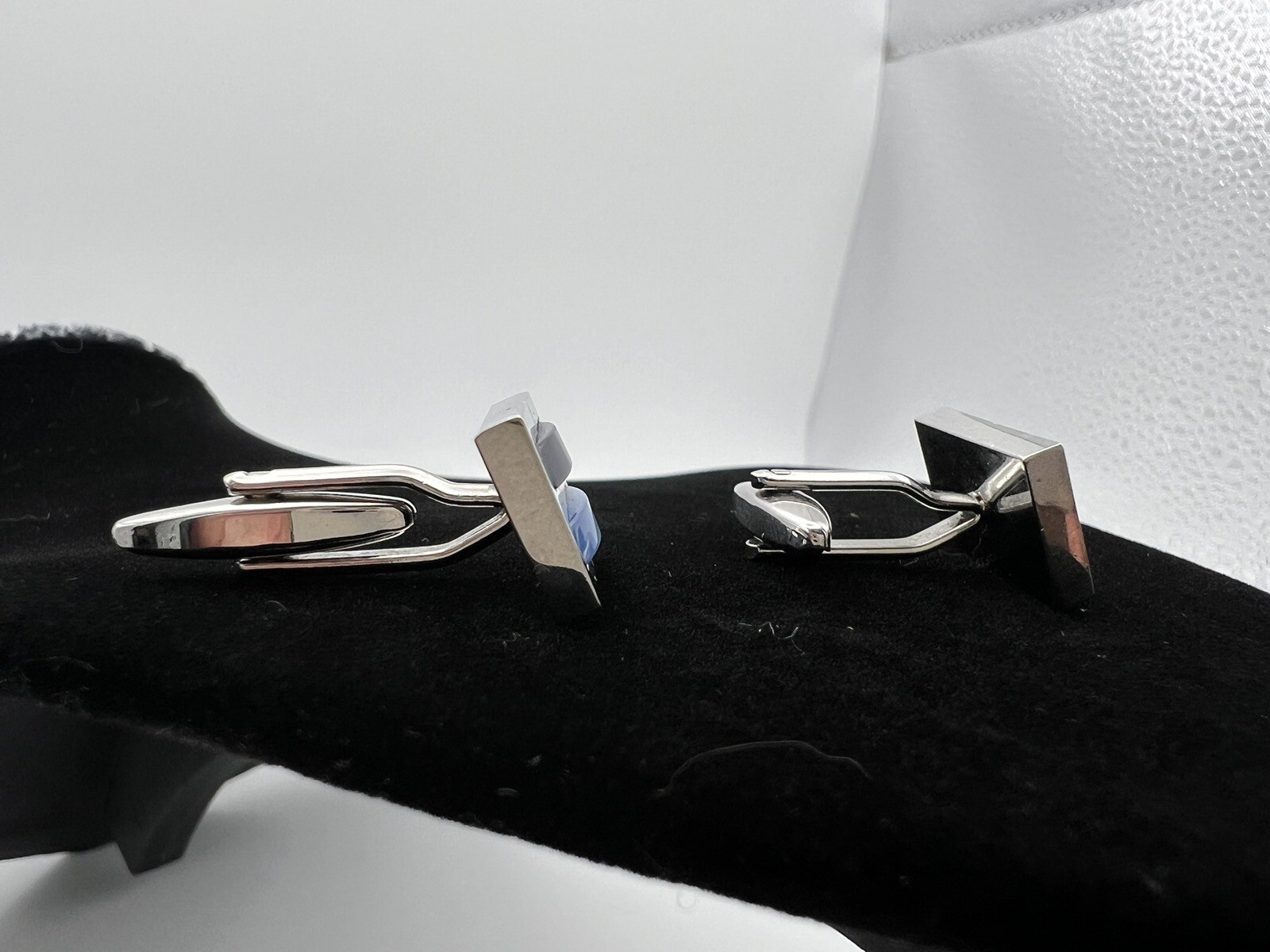 Nice Rectangular Blue With Silver Tone Cuff Links - image 4