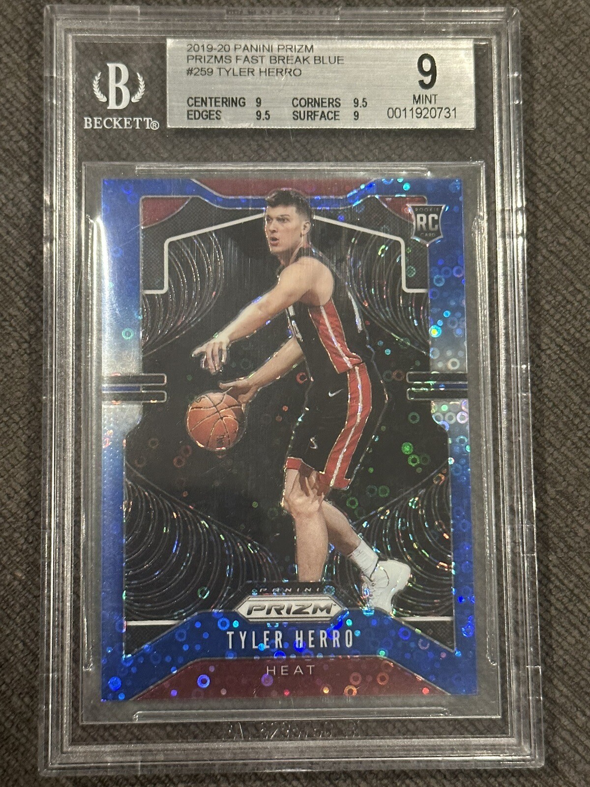 2019-20 Panini Prizm Tyler Herro Blue Fast Break Prizm Rookie RC #/175 Heat