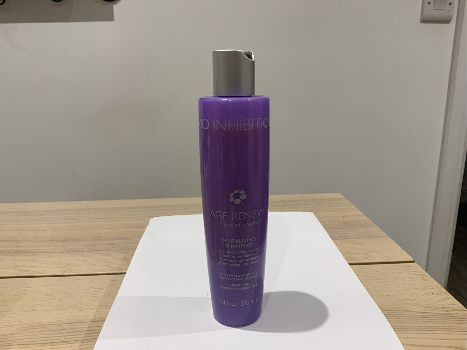 NO INHIBITION Age Renew Revitalising Shampoo 250ml - sulphate-free shampoo