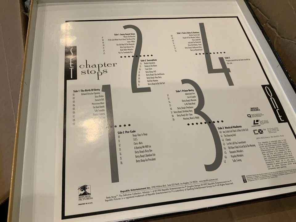 BETTY BOOP: THE DEFINITIVE COLLECTION SET ONE 4-Laserdisc LD BOXED SET 54 SHORTS - Image 4 of 4