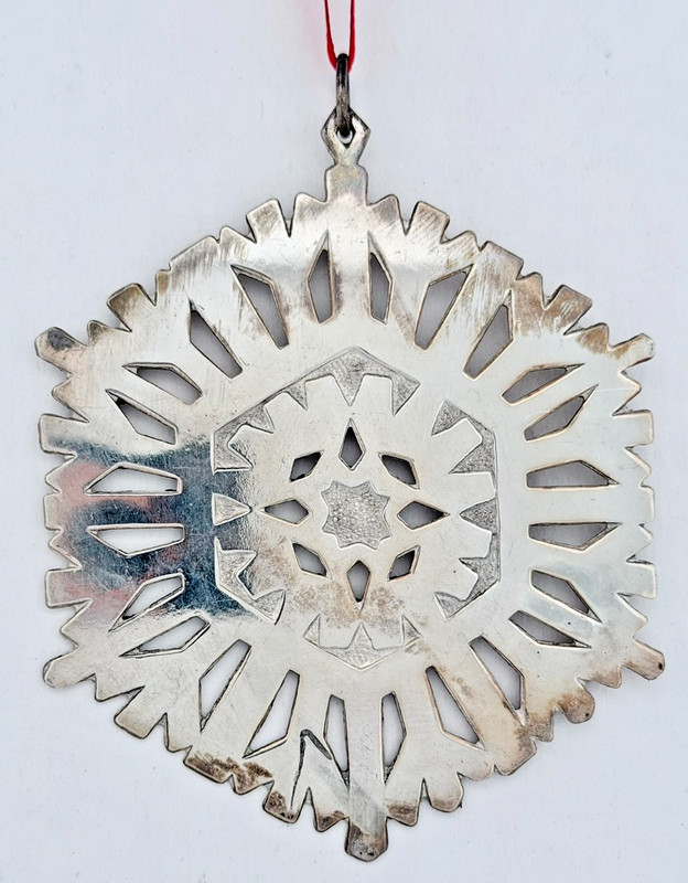1972 Metropolitan MMA Snowflake Sterling Ornament #121760 *30 Grams*