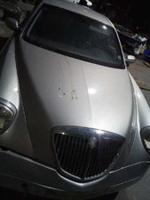 Capot Lancia THESIS