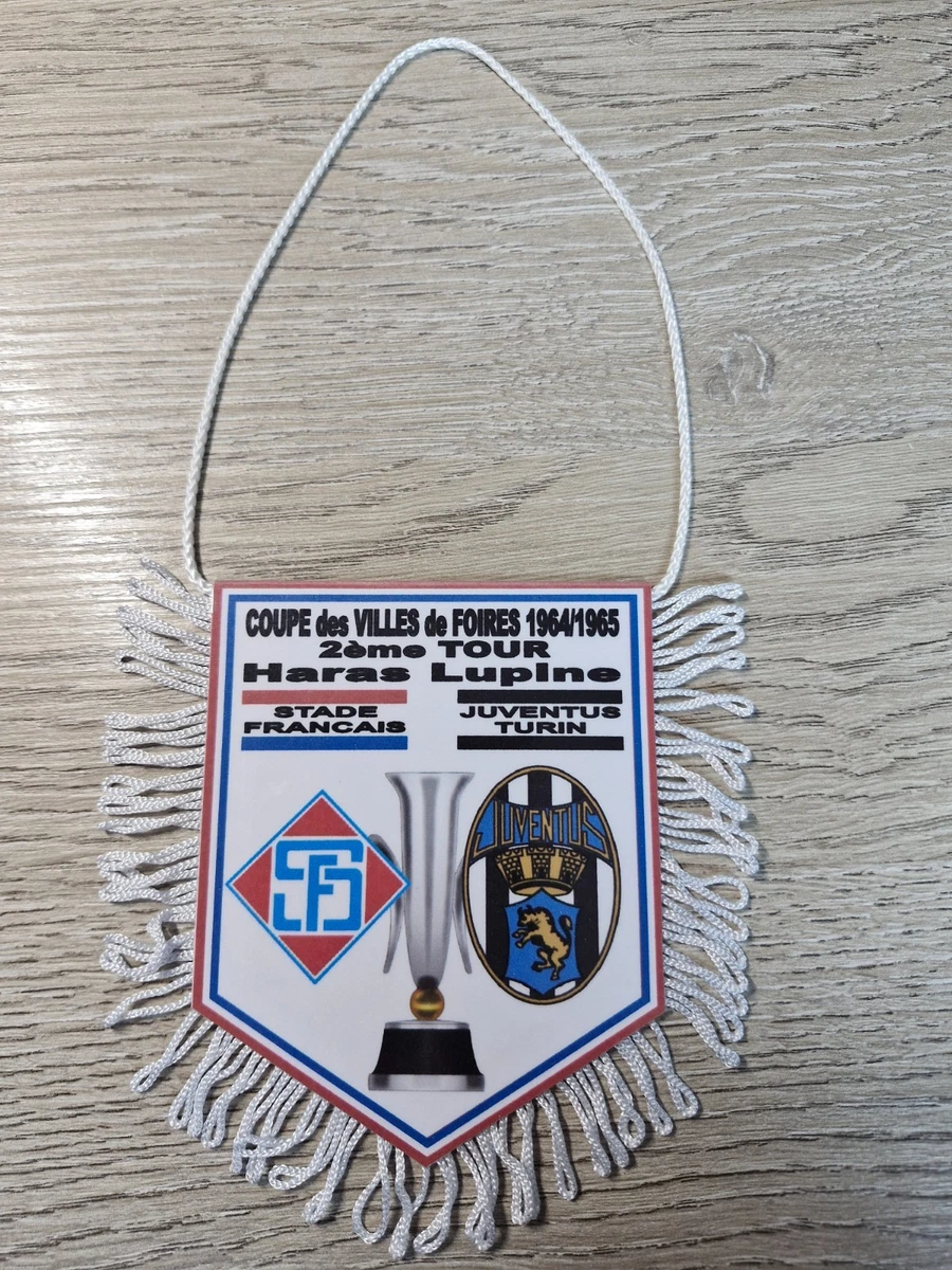 Lot De 47 Fanions De Football – Multicolores, Collection, Pour Déco Supporter