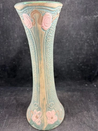 Antique Weller Pottery Luxor 11" tall Bud Vase Art Nouveau Arts & Crafts