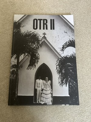 Beyonce Jay-Z OTR II World Tour Book Program On the Run 2