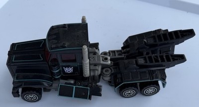 1994 Hasbro Takara Transformers RID Scourge Super Class Tanker Truck