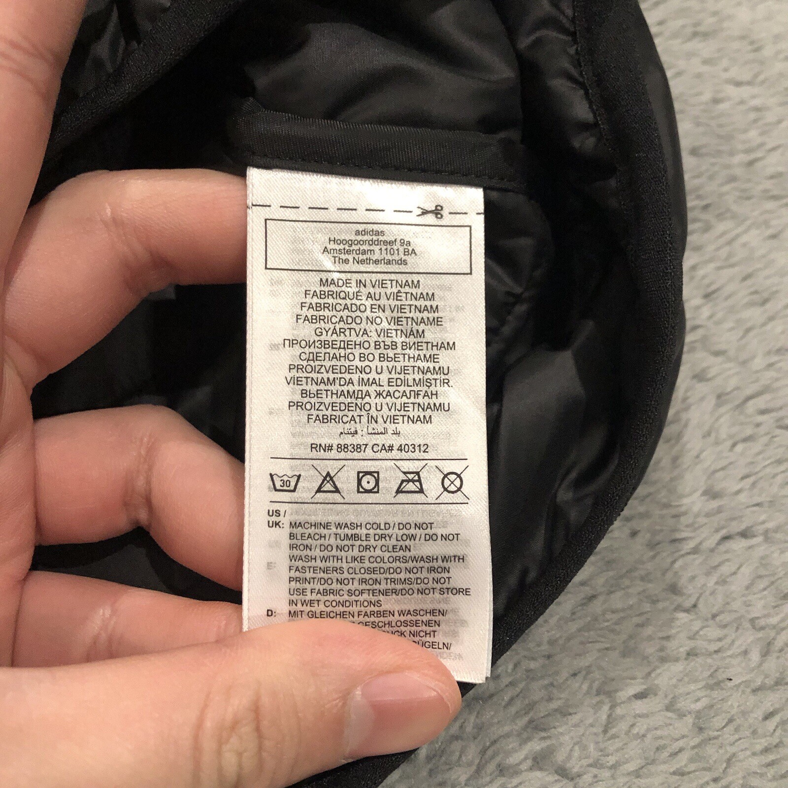 Adidas Golf Vest Men’s M Black Puffer Casual Lightweight Full Zip HD1175