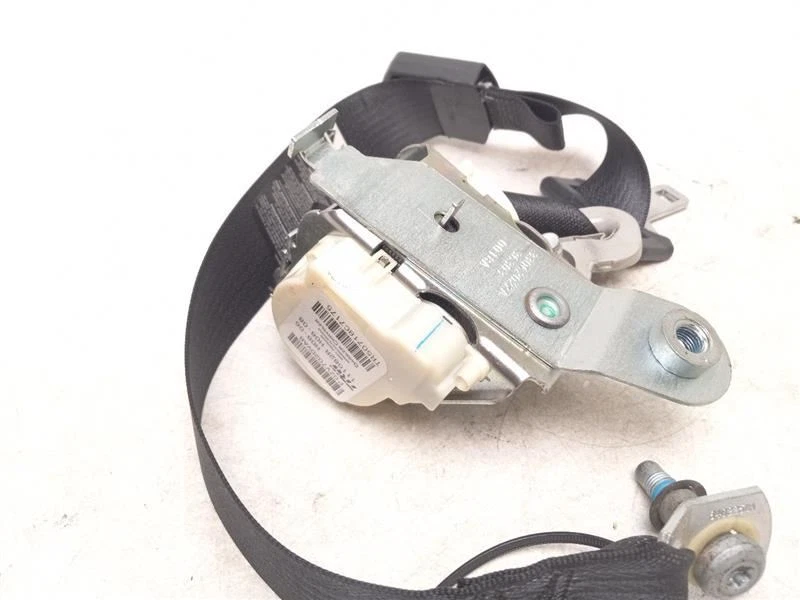 НАТЯЖИТЕЛЬ РЕМНЯ БЕЗОПАСНОСТИ ЗАДНЕГО ПАССАЖИРА подходит для CHRYSLER TOWN COUNTRY 2008 - Изображение 3 из 4