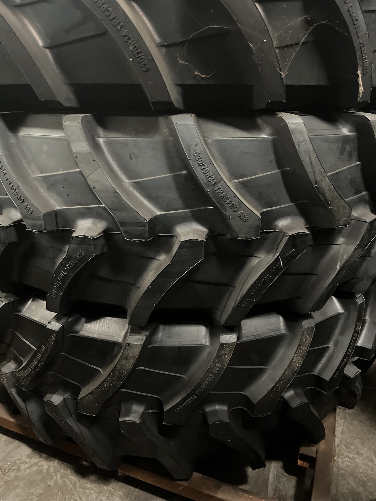 NEW 520/70R34 RADIAL TRACTOR TYRES Brisbane Or Freight 8 Year Warrnty