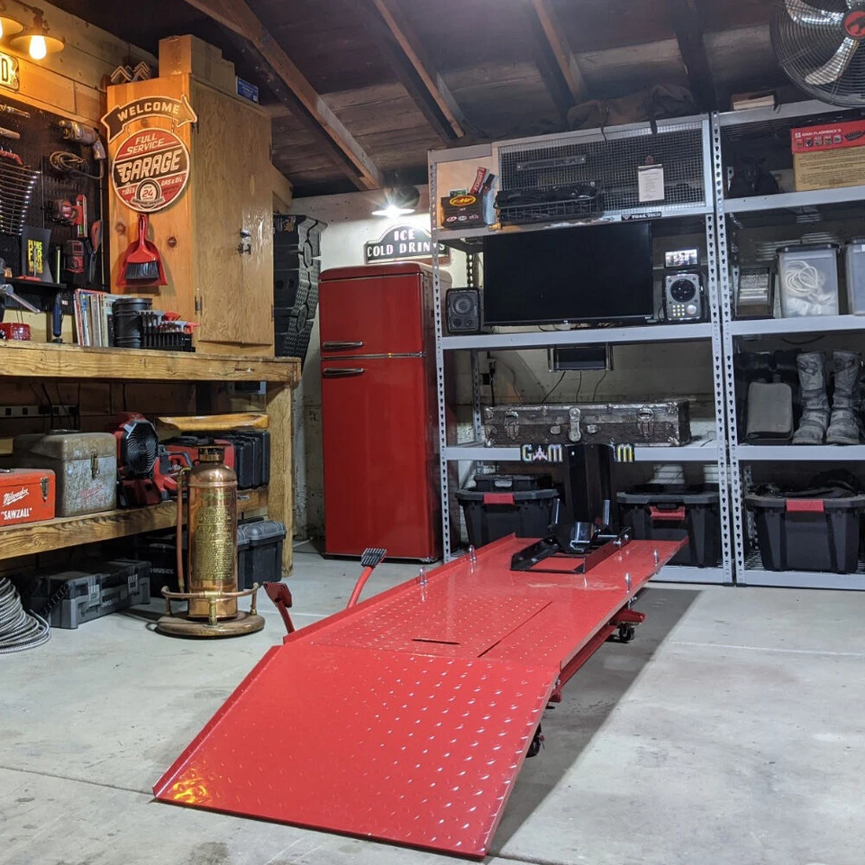 Elevador hidráulico Titan Rampas para motocicleta, soporte para gato elevador de capacidad 1000 lb Foto 3 de 4