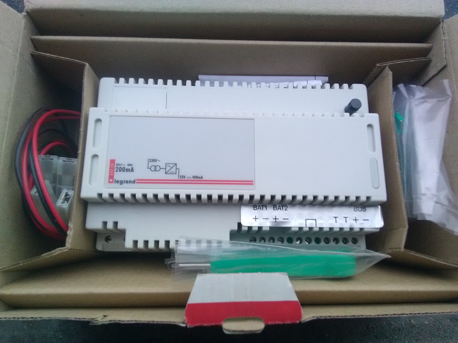 Alimentation Legrand Sagane pour sécuriser votre alarme intrusion 230V