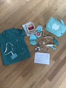 EUC Hape Brand Super Smile Dental Cleaning Play Set Dentist 