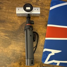 Logitech MX Brio and Tripod 