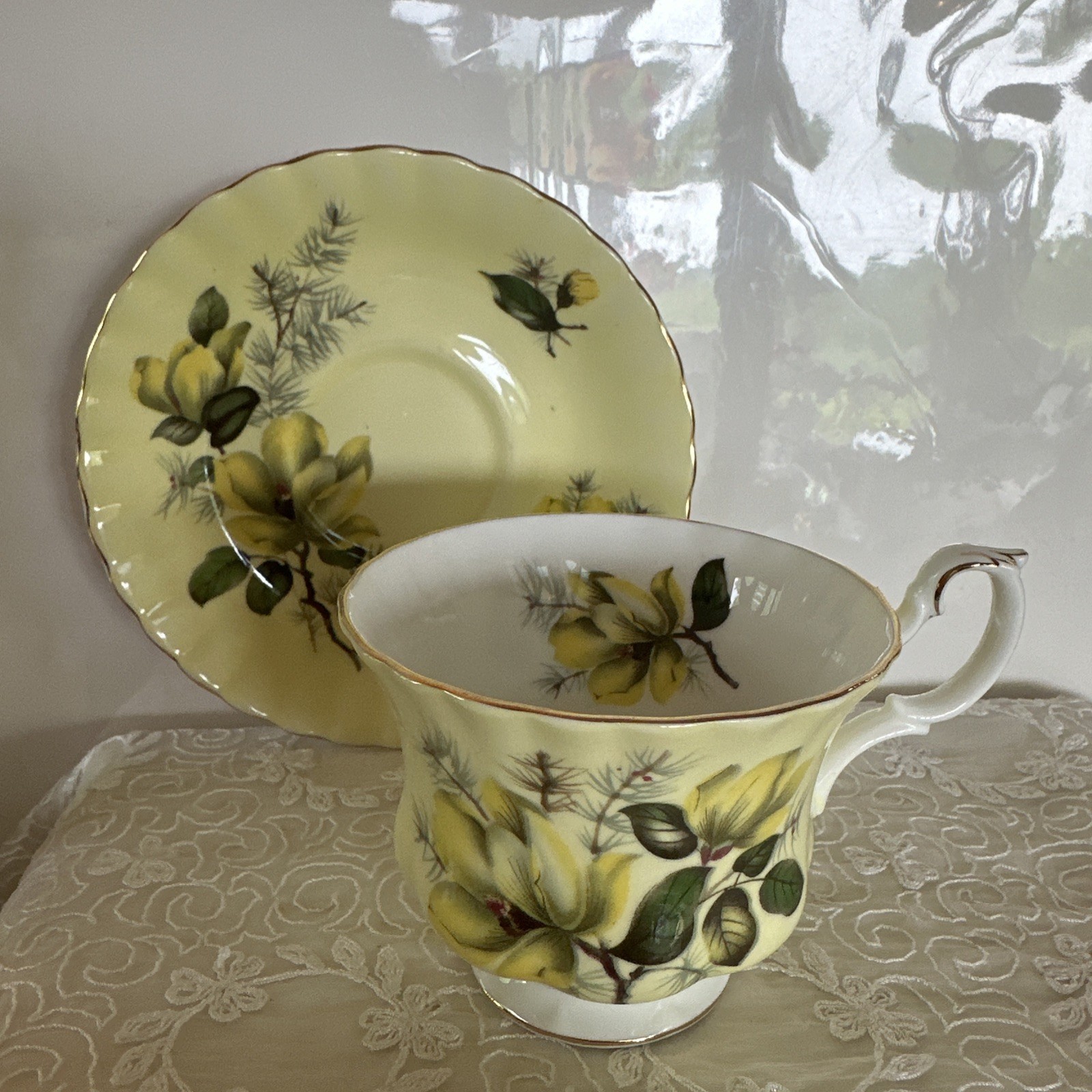 ROYAL ALBERT BONE CHINA YELLOW MAGNOLIA TEACUP AND SAUCER SET