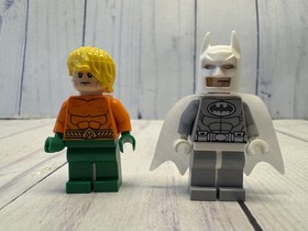 Lego #76000 ~ Arctic Batman vs. Mr. Freeze Aquaman on Ice ~ Missing Mr. Freeze