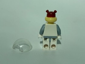 LEGO SpongeBob Minifigures Lot of 4 - 3816 Glove World Sandy Cheeks, SpongeBob,
