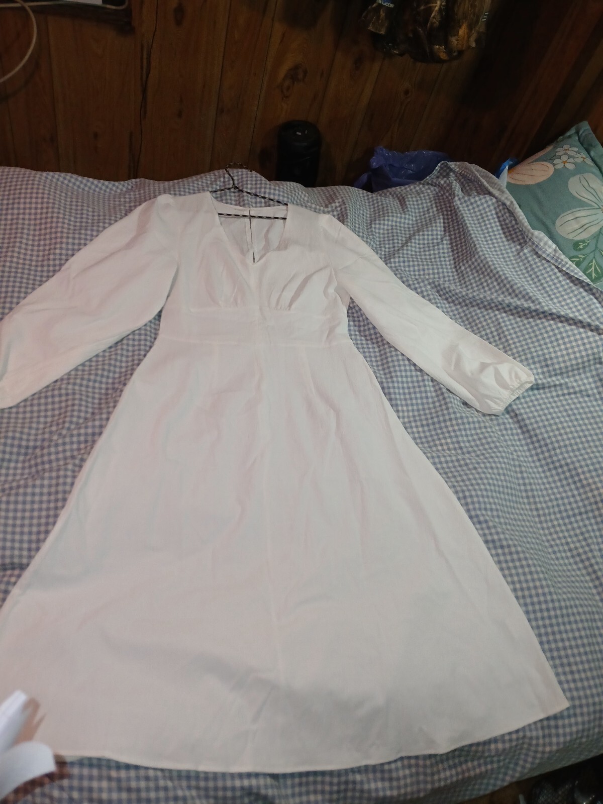 Womens White Size XL Long Sleeve V-Neck Lantern Sleeve Midi High Waisted Flowey