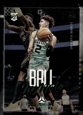 2020-21 CHRONICLES GREEN LUMINANCE ROOKIE LAMELO BALL HORNETS