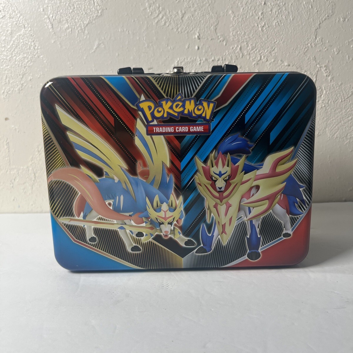 Pokemon Collectors Chest Tin Metal Lunch Box Zacian Zamazenta