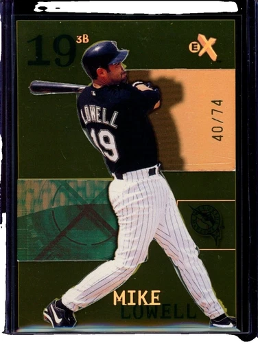 Fleer Mike Lowell Baseball Sports Trading Cards