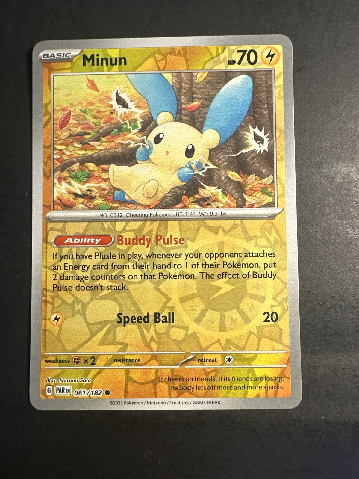 2023 Pokemon Paradox Rift Minun 61 /182 Reverse Holo Holographic Foil