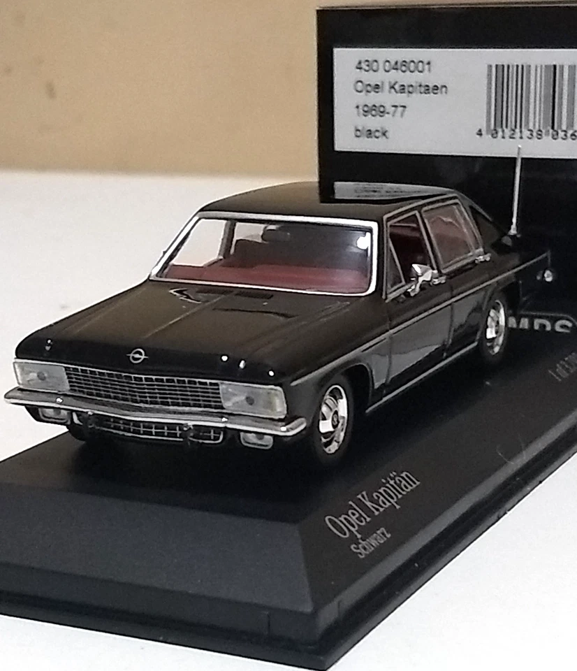 Minichamps 1/43 OPEL KAPITÄN 1969-77 Black 430046001 Limited Edition 3792 pcs - Immagine 3 di 4