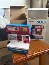 Brand New Limited Edition Hello Kitty 600 Polaroid Camera