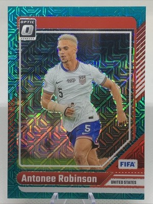 Antonee Robinson /49 PRIZM Aqua Panini Donruss Soccer 2024-25 United States #13
