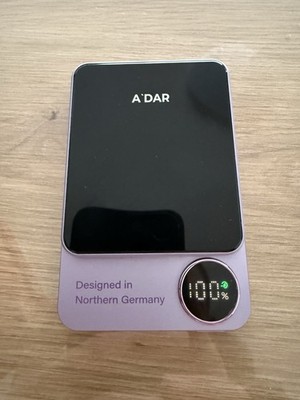 Magnetische Powerbank Adar Charge 5000mAh Kabelloses Laden mit Kabel USB