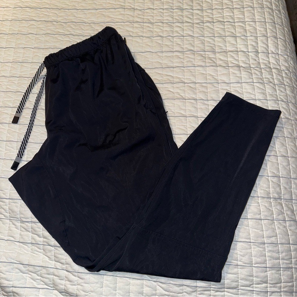 Fabletics black athletic pants Large - image 1