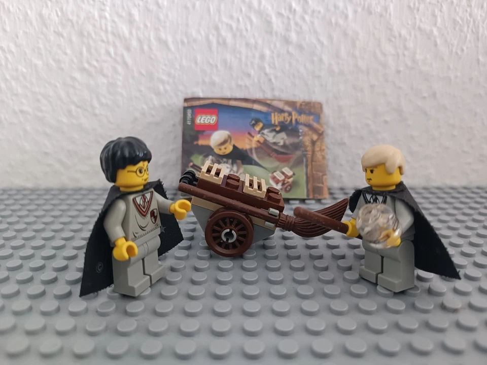 LEGO Harry Potter 4711 Flying Lesson