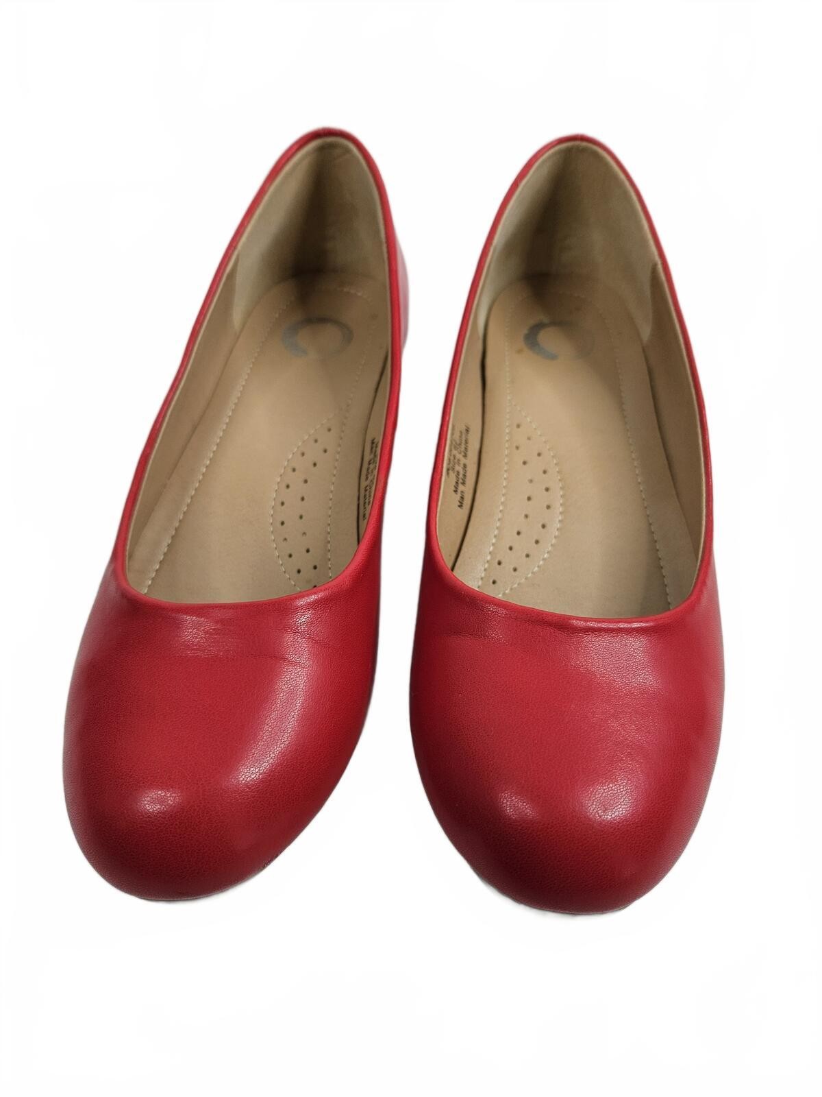 Journee Red Saar Comfort Low Heel Classic Pumps Women's Shoes Size 6.5