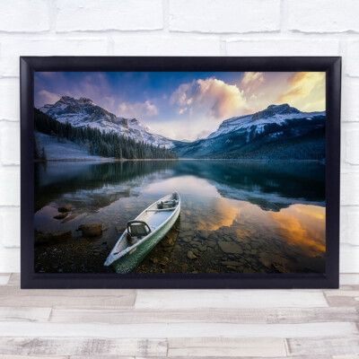 Erster Schnee Smaragd See Berg Rockies Yoho Kanu Boot Wandkunstdruck