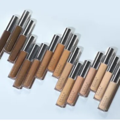 BECCA Ultimate Coverage Longwear Concealer In Banana New In Box   Authentic!