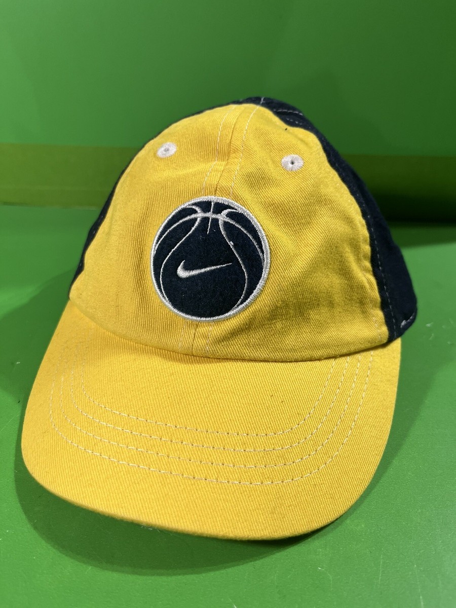 infant nike cap