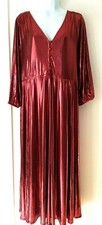 TORRID NWT 1X Red Liquid Knit Shimmery Elastic Cuff Tea Length Dress w/ Slip