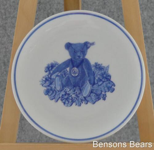Steiff 1995 Porcelain China Mini Plate Blue Club Bear Boxed 10cm Ean 613692 - Afbeelding 1 van 4