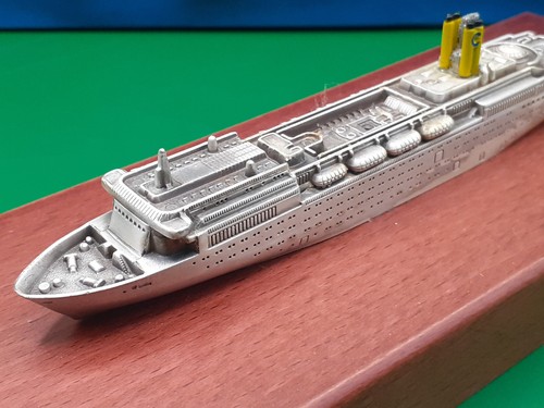 NAVE COSTA CROCIERE COSTA MARINA MODELLINO NAVE MODEL SHIP RARE IN BOX - Foto 4 di 10
